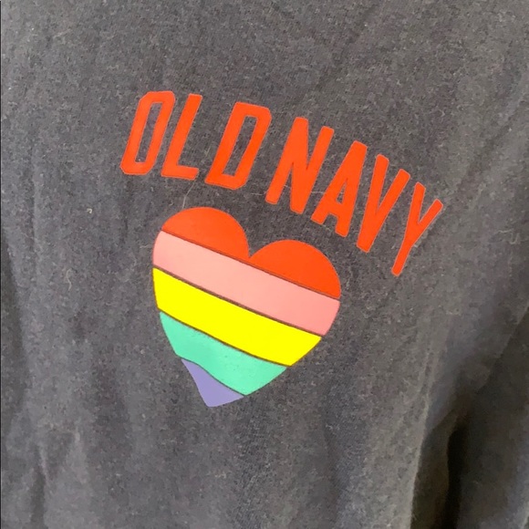 Plus Size Old Navy Rainbow Heart Shirt - Picture 4 of 6